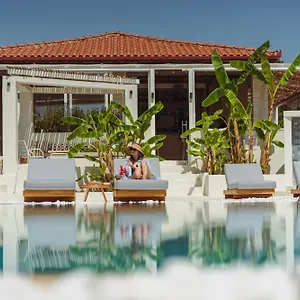 Hotel de apartamente Ampelia Kassandra